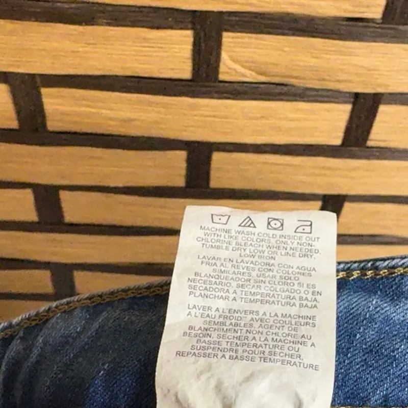 Lee Jean Skort Size 6 - Image 7