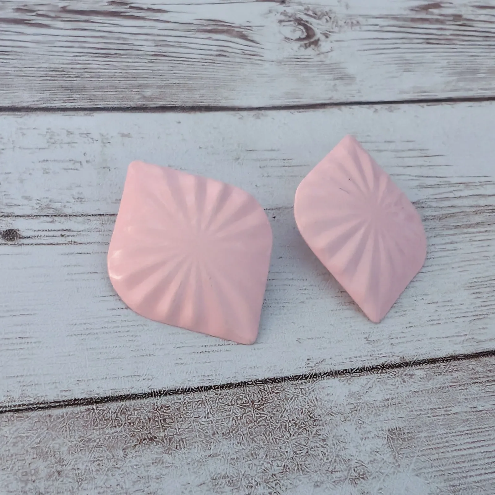 Vintage Clip On Earrings Extra Large Retro Baby Pink Statement Earrings 1.5" - Image 3