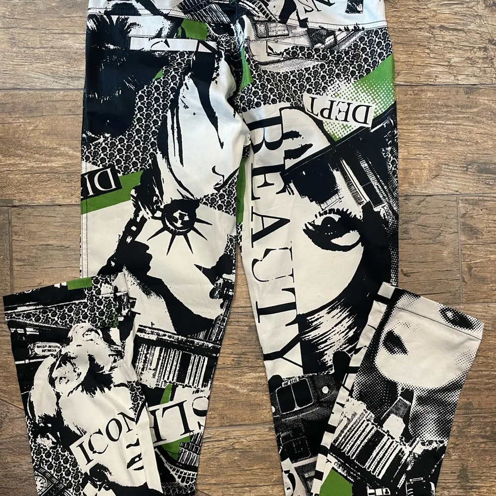 D.E.P.T size S, fun print, pants, waist measurement is 15, length is 32 - Image 5