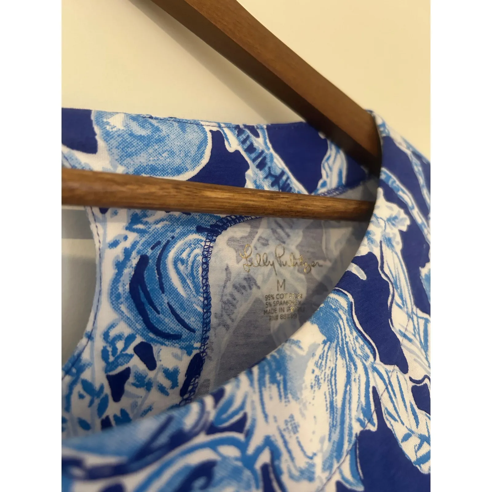 Lilly Pulitzer Waverly Blue White Ruffle Boatneck Top 3/4 Sleeves EUC Cotton M - Image 7