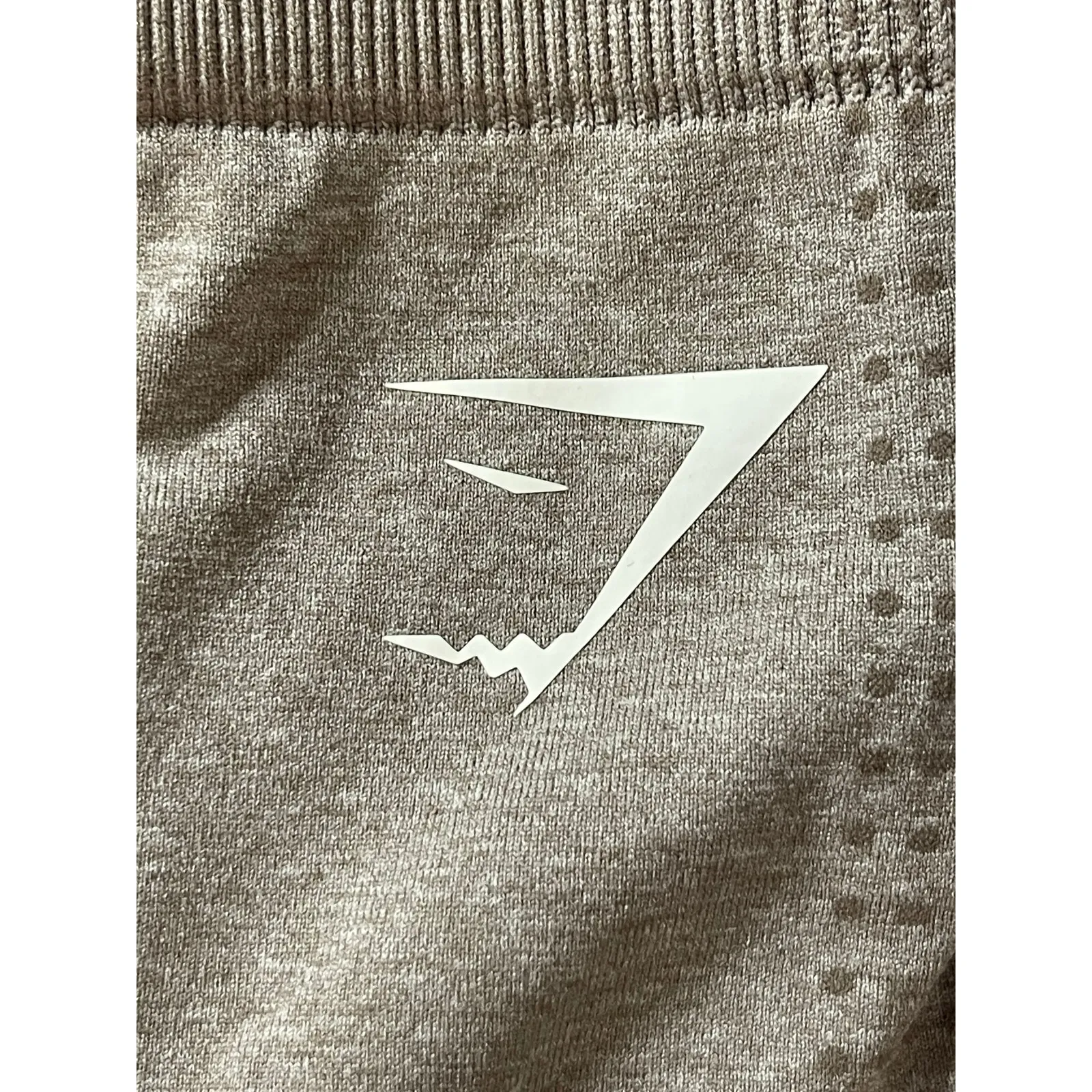 Gymshark Women's Gray High Rise Yoga Workout Running Athletic Biker Shorts S/M - Image 4