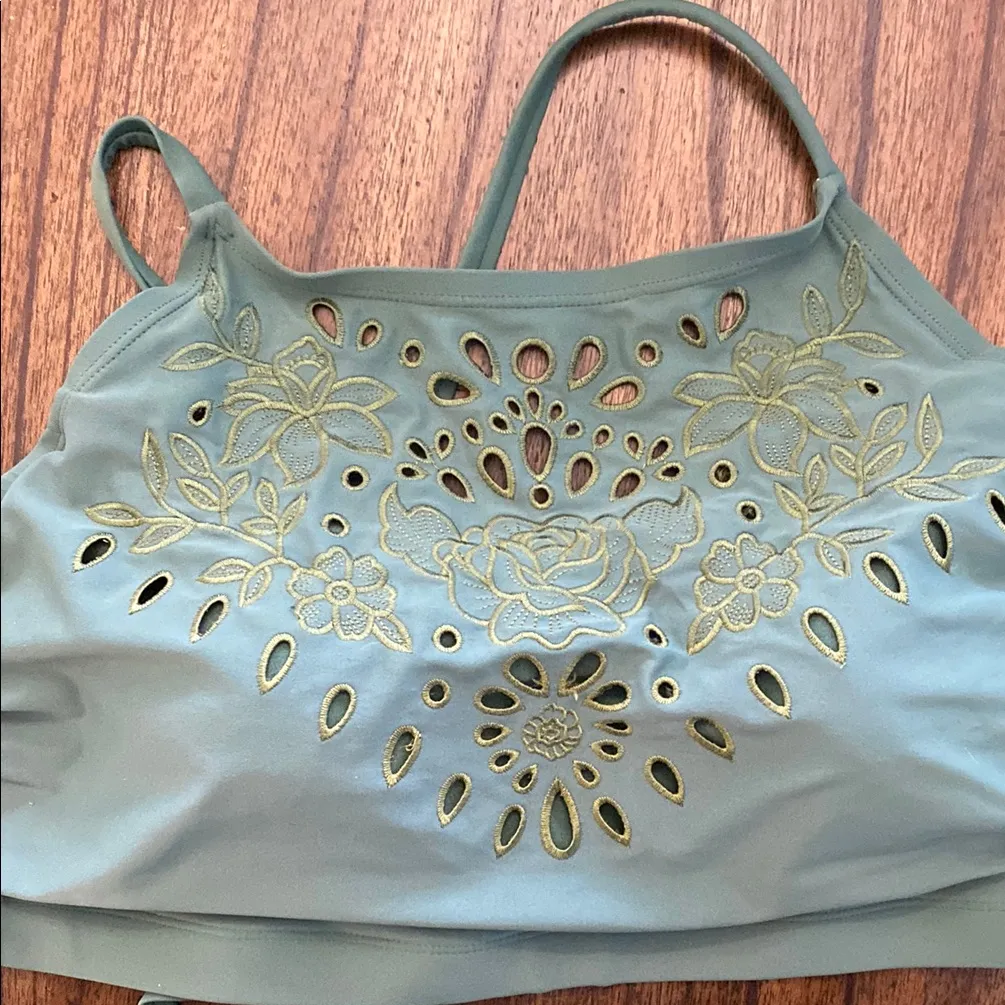 Xhilaration Green Embroidered Laser-Cut Swim Top — Size
 24W - Image 2