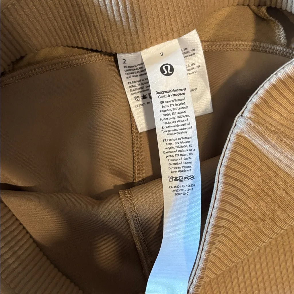 Lululemon Ribbed Softstreme zipper HR crop 25” in flint tan NWT - Image 2