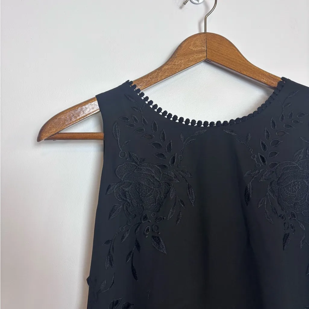 White House Black Market Etta Black Cutout Embroidered Sleeveless Tank Top - Image 5