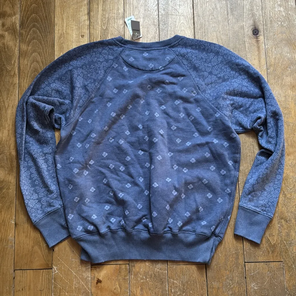 Aerie Washed Blue Bandana Patterned Sweatshirt XS NWT - Image 7