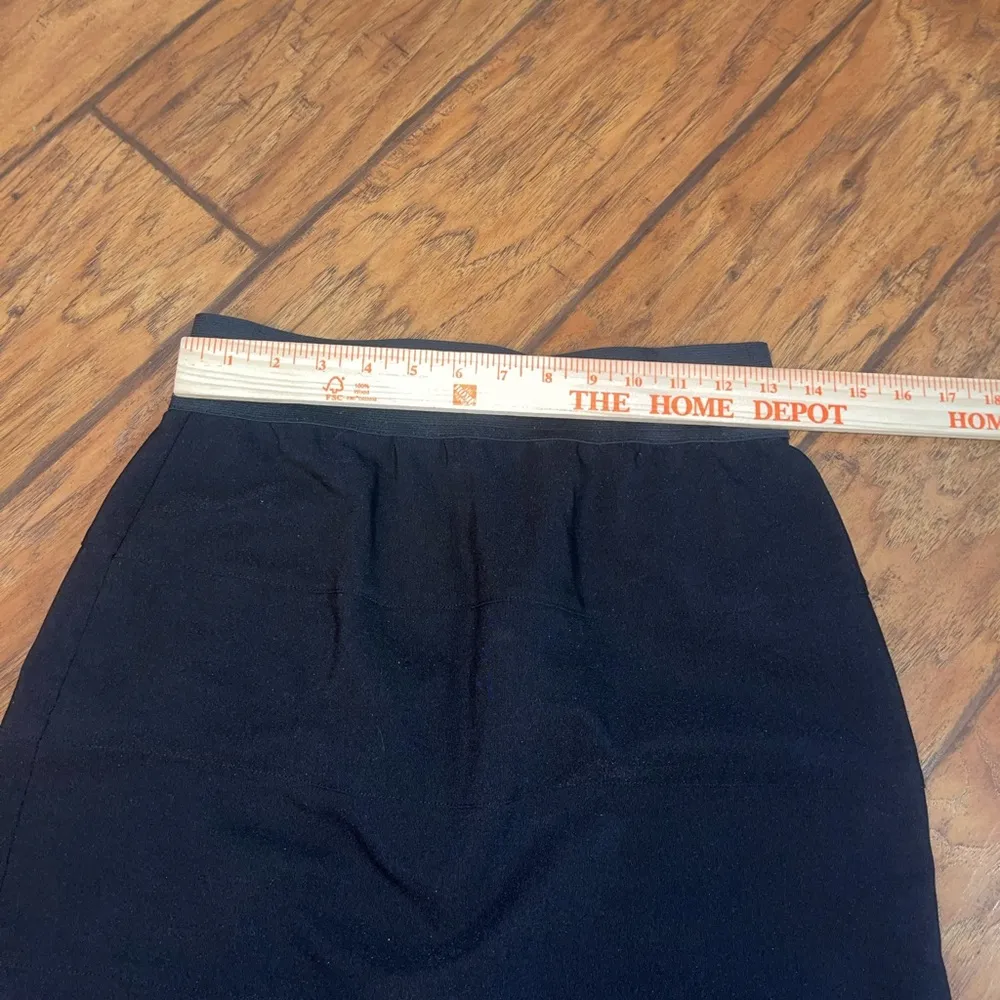 Dots Black mini skirt with thick elastic waistband and zippered in the back Y2K Size M - Image 6