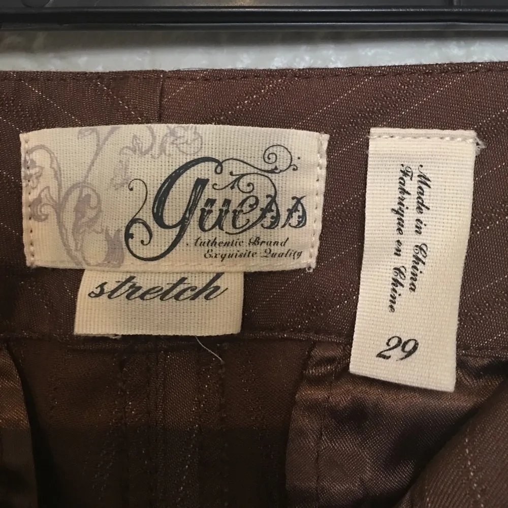 Brown Cropped Shorts Size 29 - Image 3