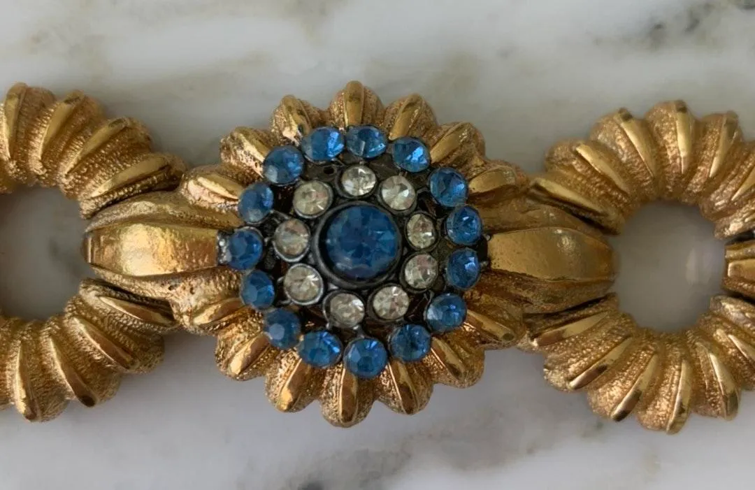 Fern Freeman Gold Shell Cuff Bracelet - Image 2