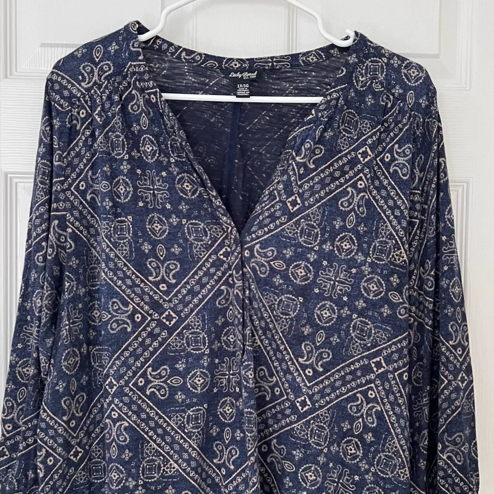 Lucky Brand Blue 3/4 Sleeve Boho Top Size 1X Spring Blouse Paisley Floral Print - Image 4