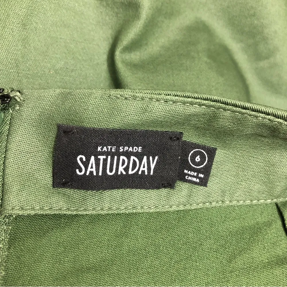 Kate Spade Saturday Green Coated High Waist Zipper Shorts 6 EUC - Image 5