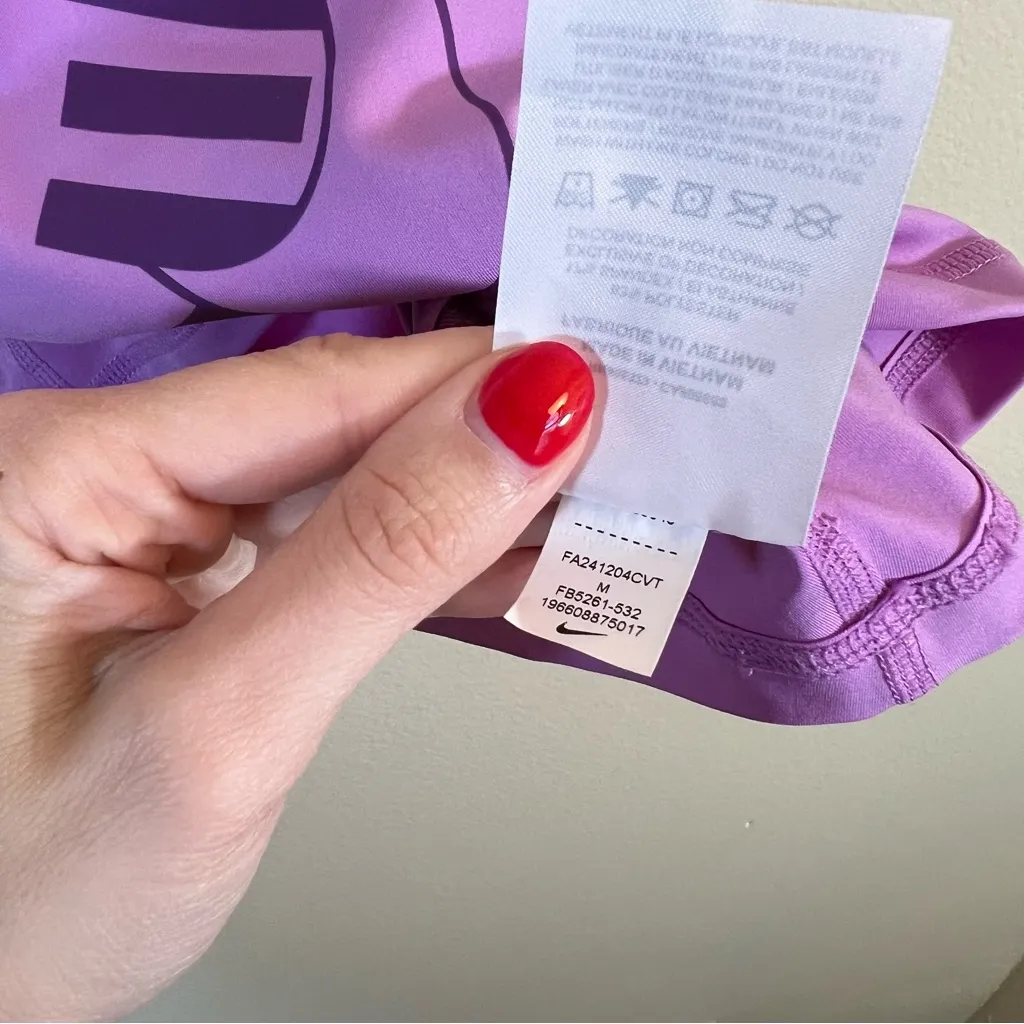 Nike Pro Women’s Purple Crop Tank Top Medium NWT - Image 7