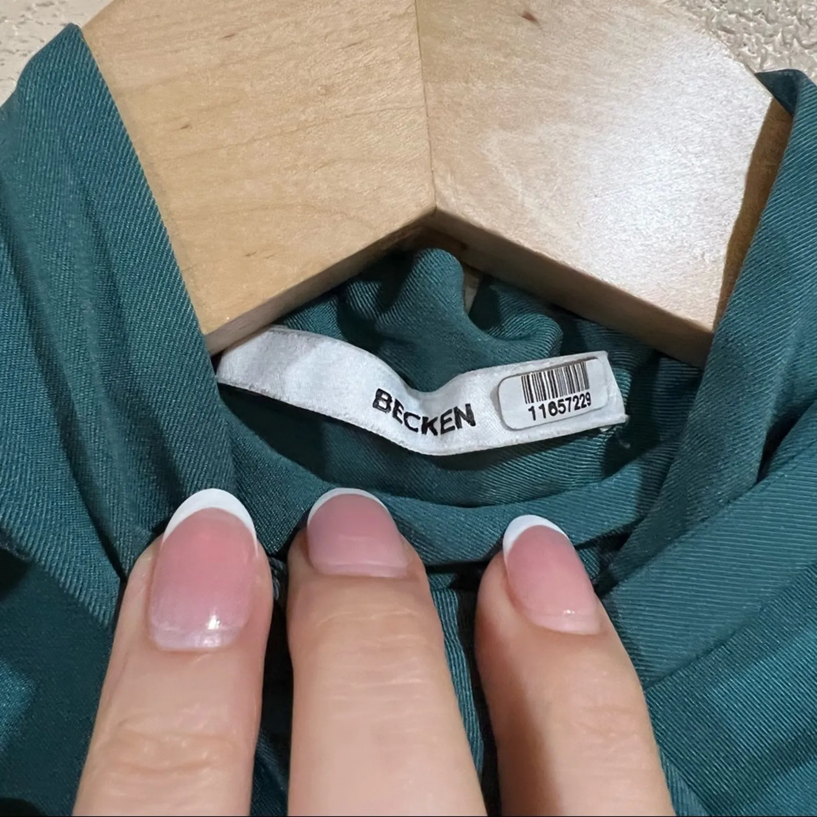 Becken Emerald Tie Neck Peplum Blouse Green Size 0 - Image 8