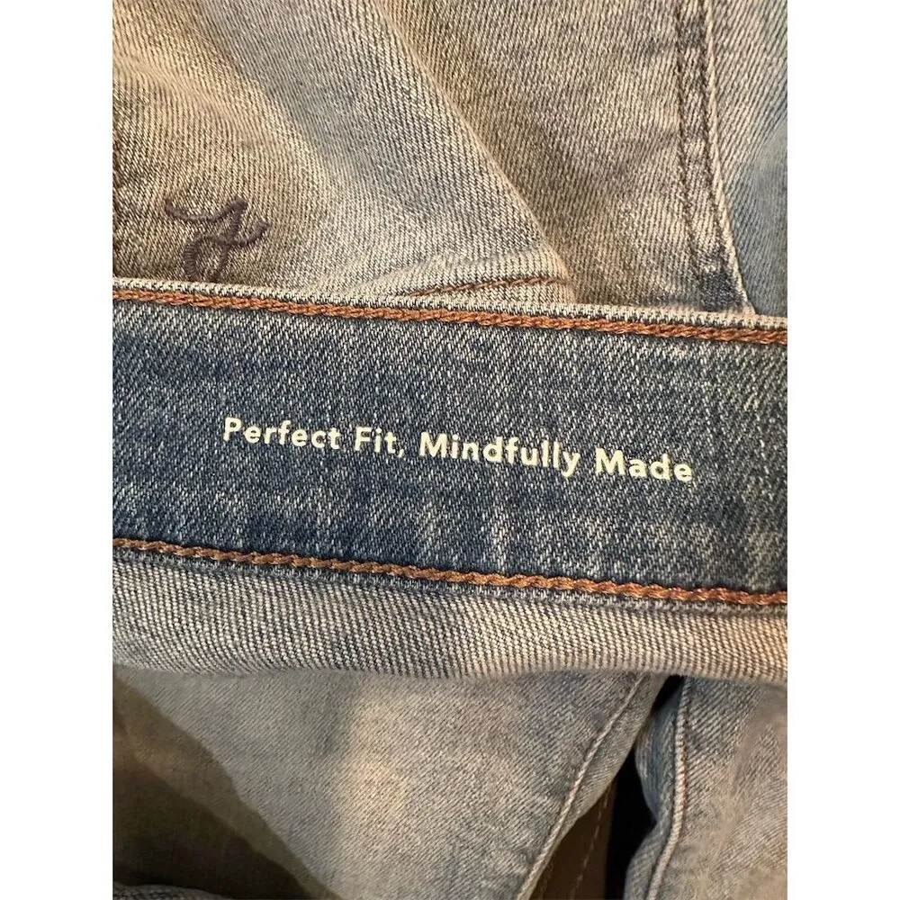 DL1961 Bridgette Cropped Women's High Rise Jeans frayed hem Size 32 Blue - Image 8