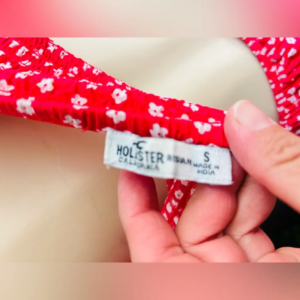 Hollister Floral Print Romper Smocked Open Back With Pockets size small - Image 6