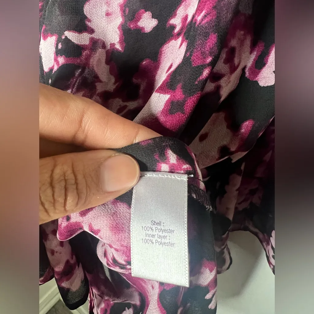 Jennifer Lopez Pink and Black Patterned Blouse size medium - Image 8