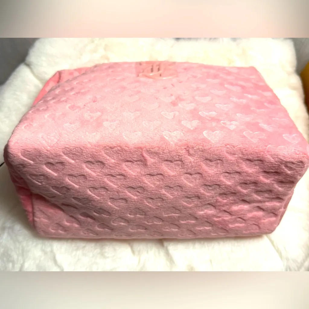 NEW Juicy Couture Pink Felt Travel Cosmetics bag - Image 4