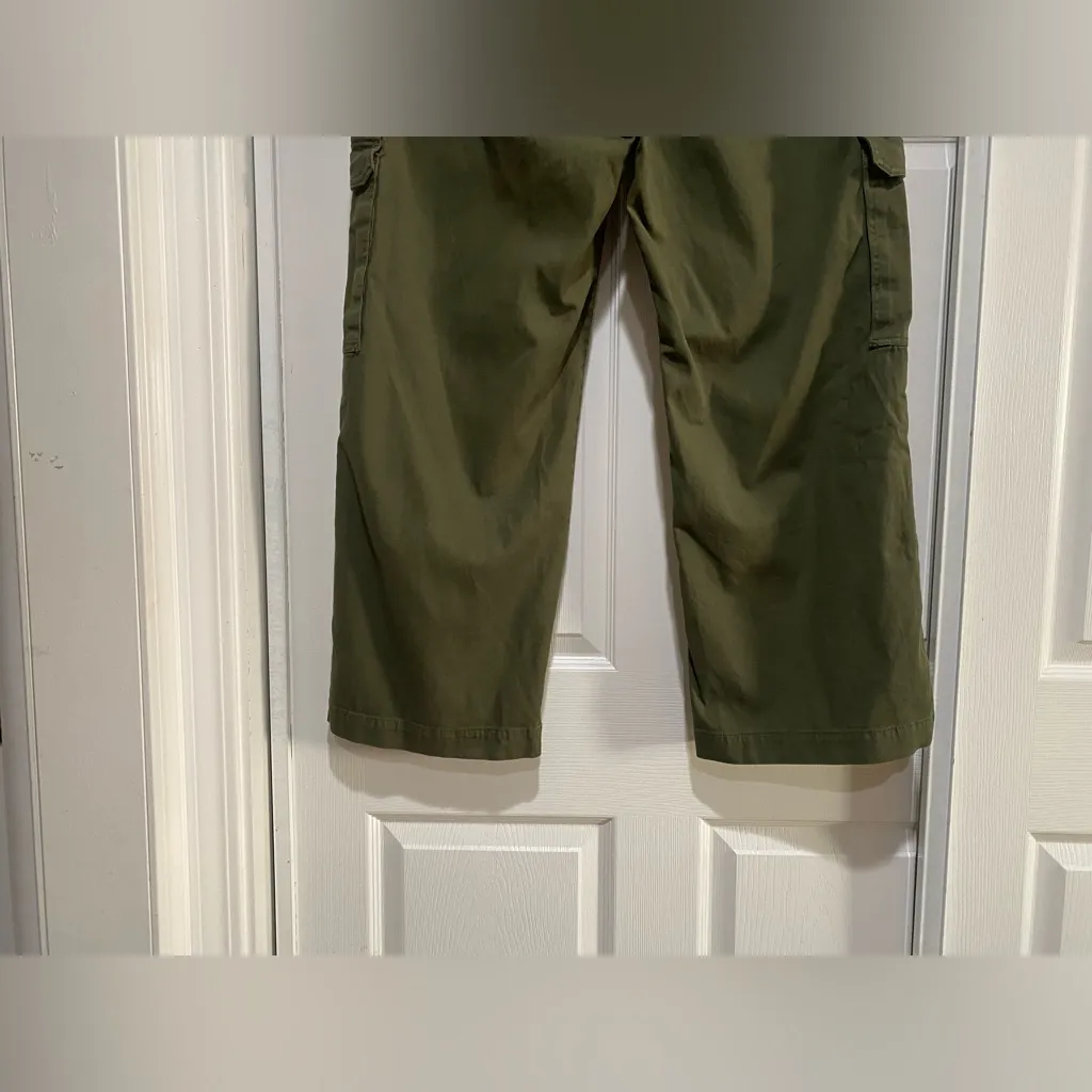 Women's Mid-Rise Utility Cargo Pants - Universal Thread Olive Green 16 - Image 8