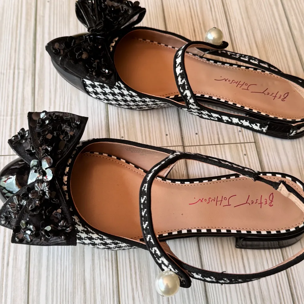 Betsey Johnson LIVY HOUNDSTOOTH Mary Jane Women's Flats Bow and Pearl Detail 7.5 - Image 8