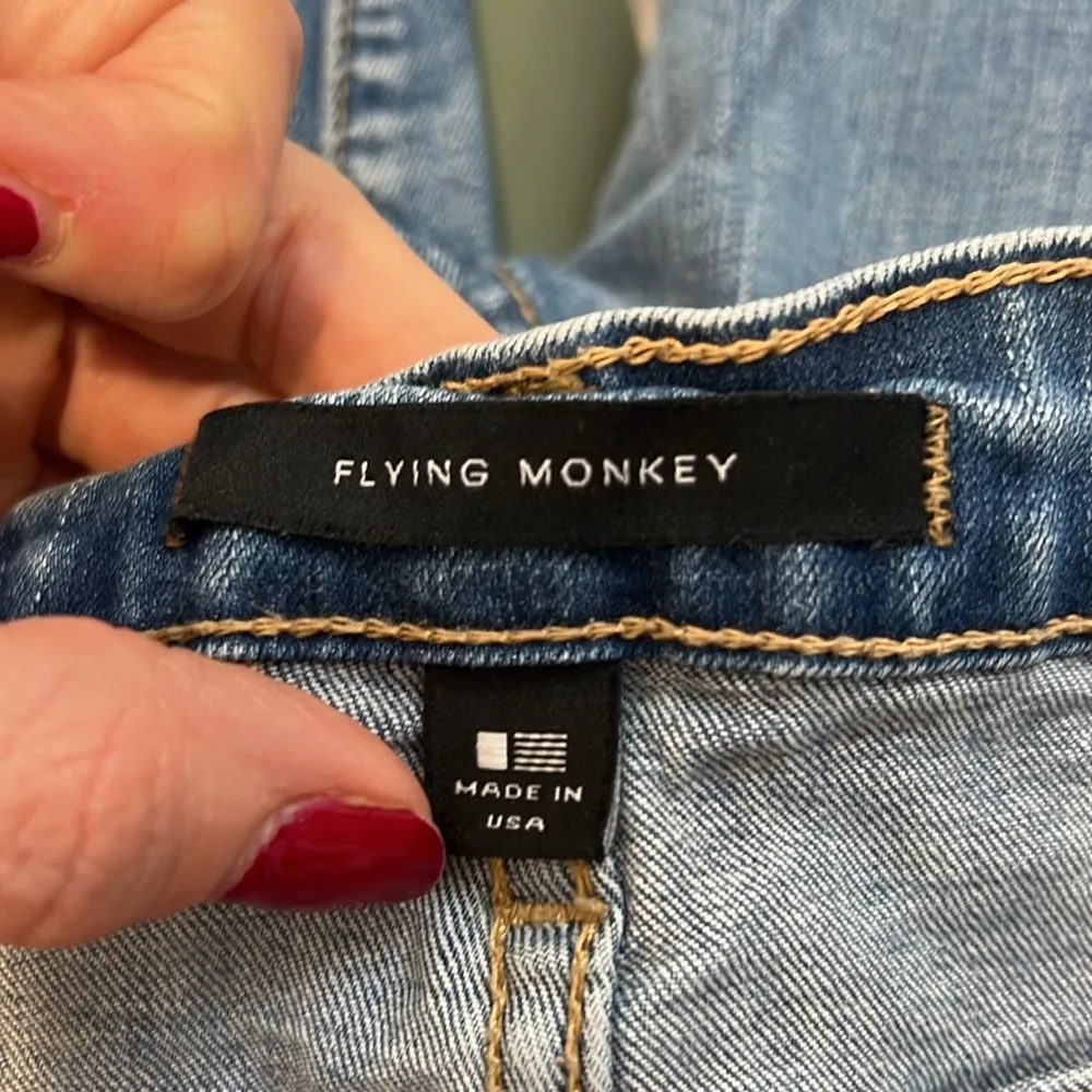 Flying Monkey by Buckle distressed skinny jeans size 29. - Image 5