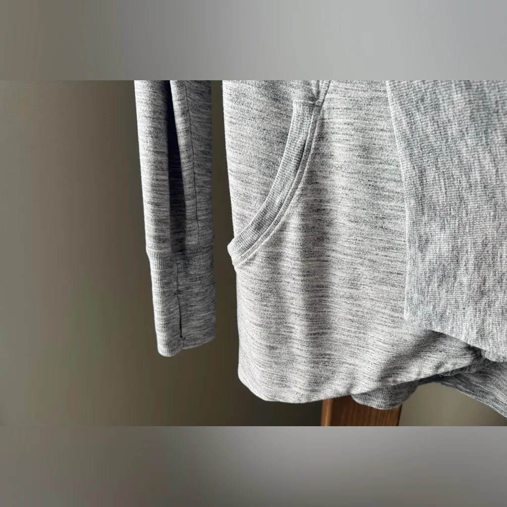 Athleta Pranayama Restore Wrap Long Sleeve Cardigan Lt Heather Gray Sz Med VGUC - Image 4