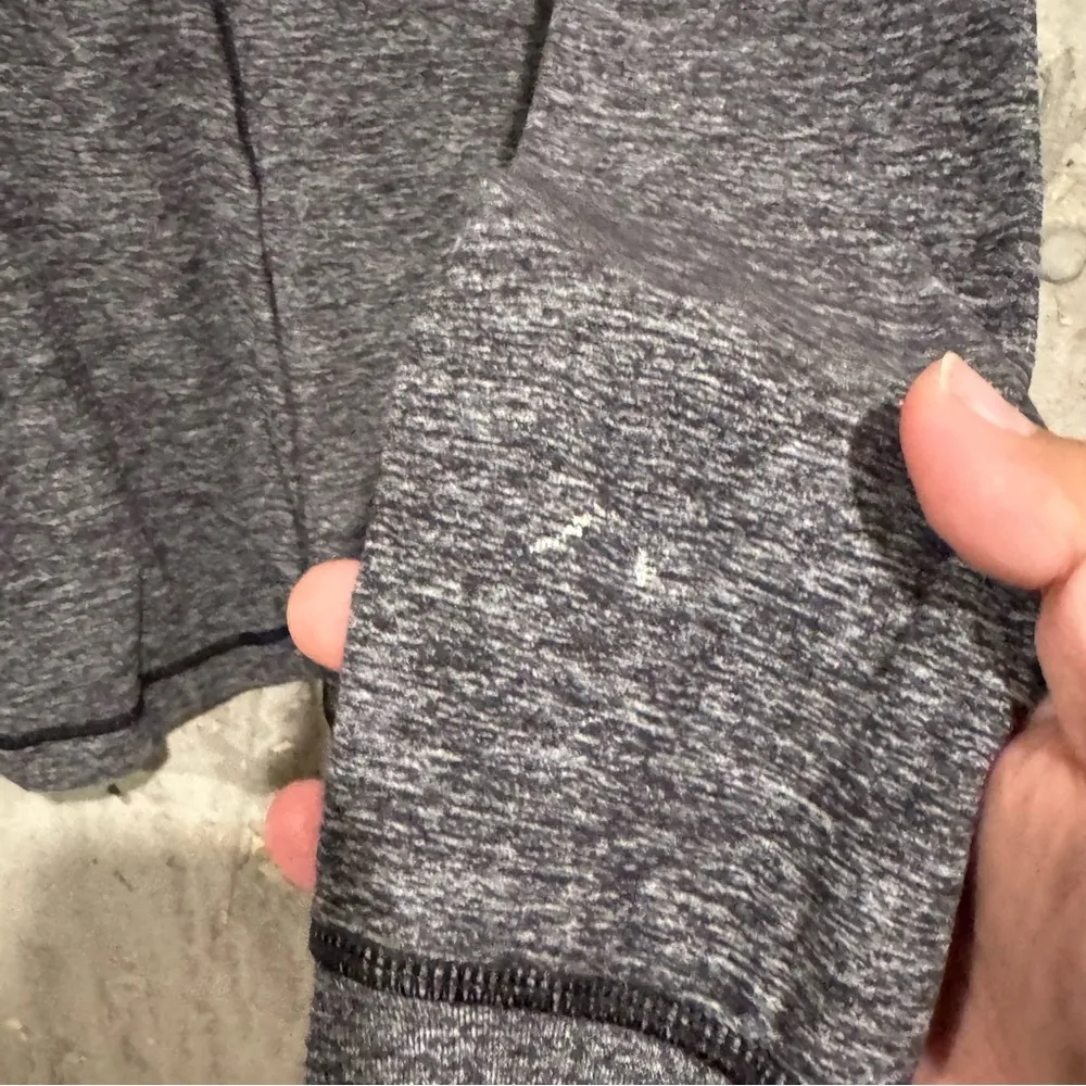 Run Your Heart Out 1/4 Zip Pullover Size 2 - Image 8