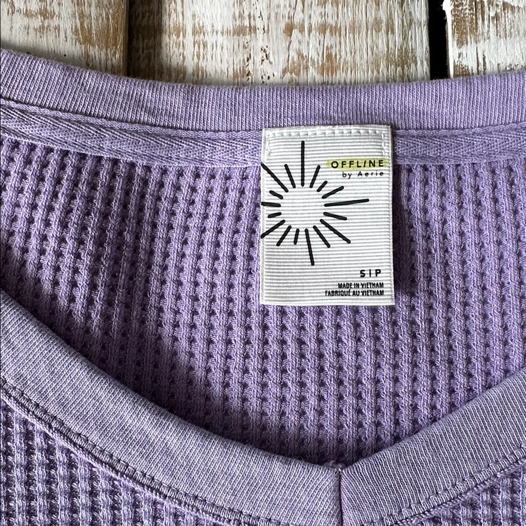 Aerie Off Line Long Sleeve V neck Shirt Size S Purple - Image 2