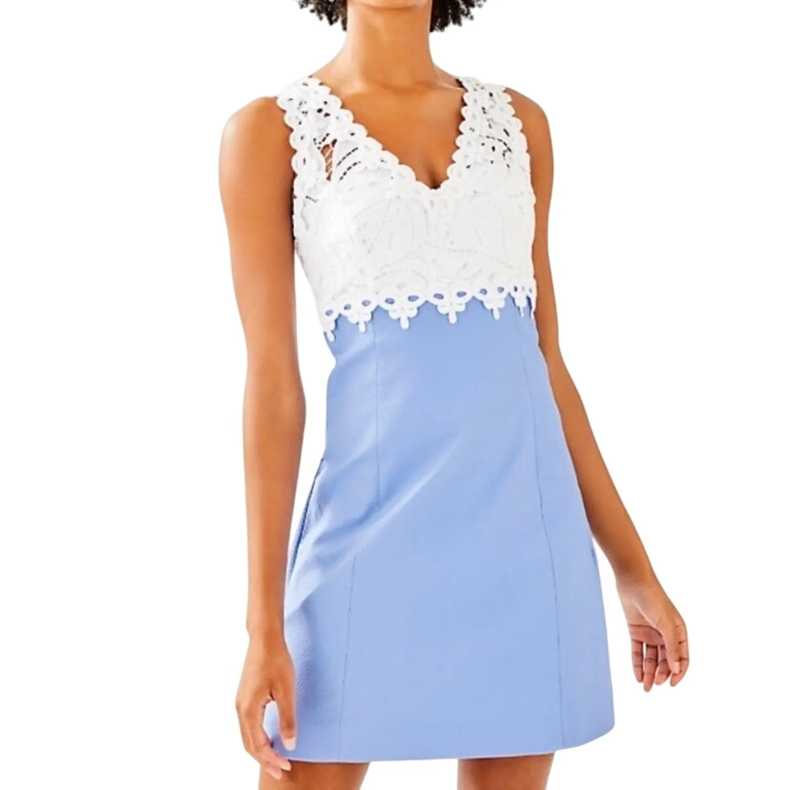 Lilly Pulitzer Sandi Blue Peri Leaf Pattern White Lace Stretch Shift Dress - Image 2