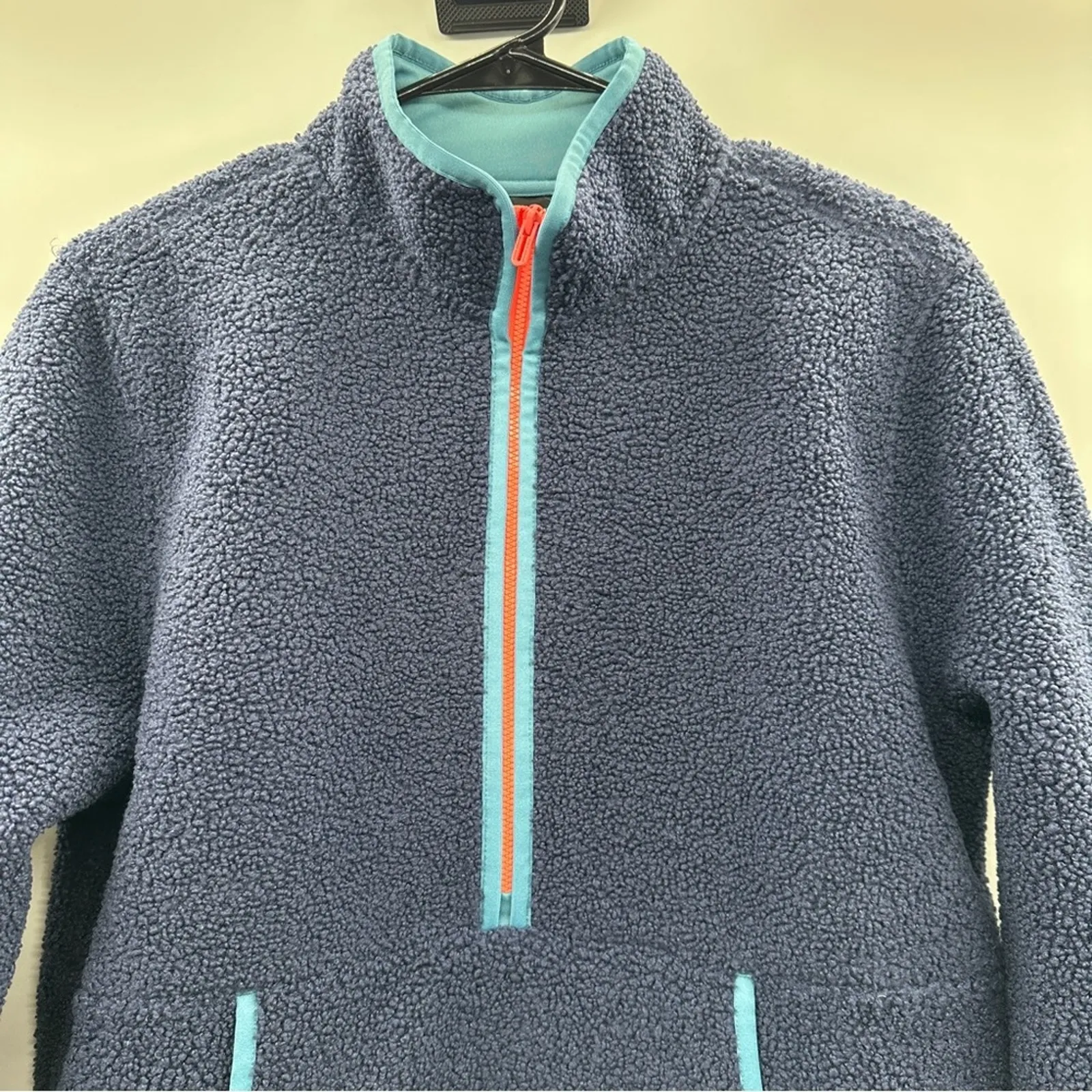 Under Armour Navy Blue Half Zip Long Sleeve Pullover Fleece Jacket Size‎ M - Image 2