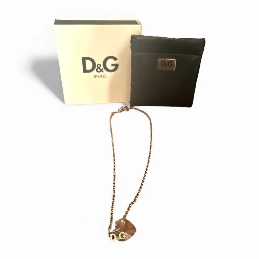 Vintage D&G Jewels Clear Crystal Heart Necklace w Logo Pendant Original Packing - Image 6