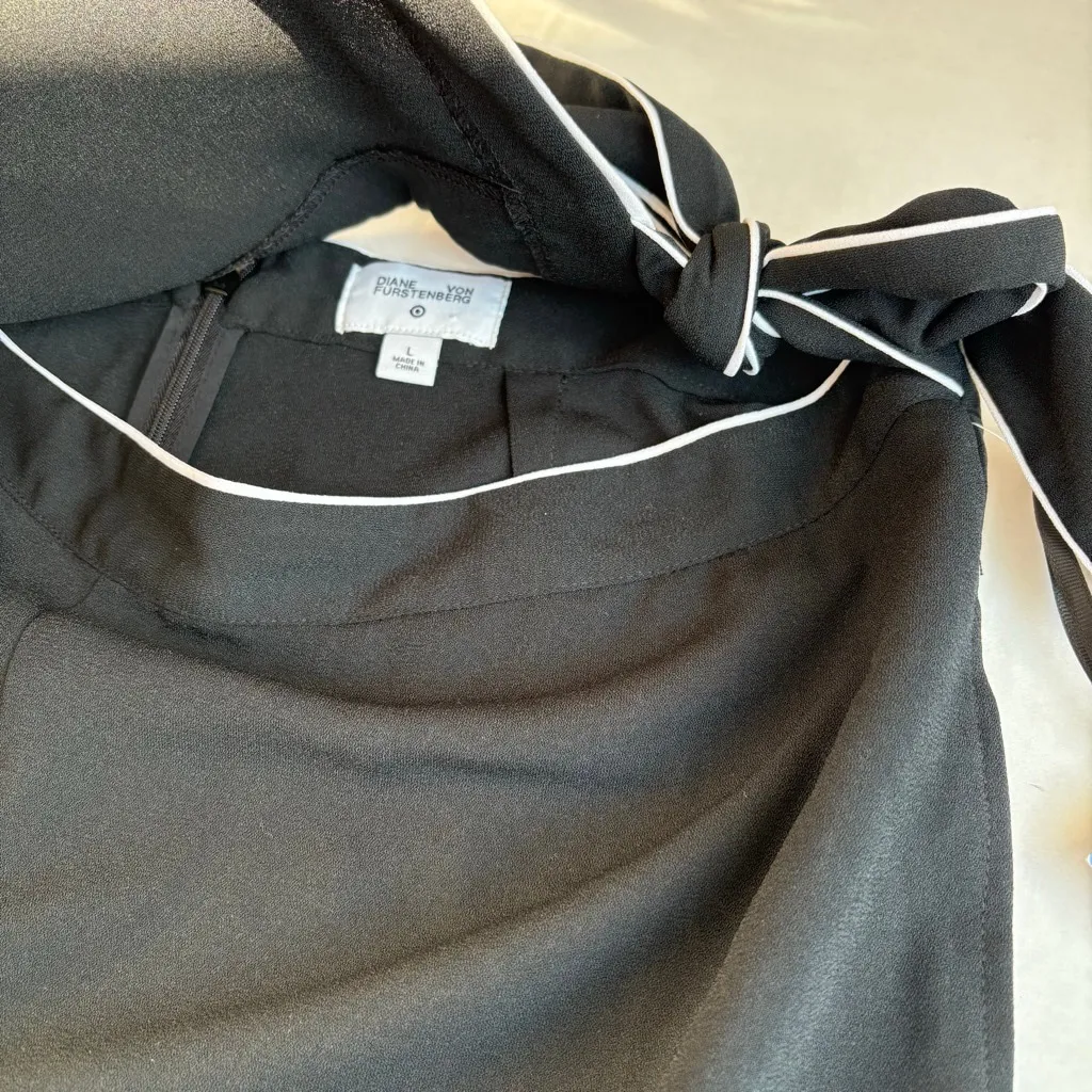 NWT Women's DVF Black White Trim Wrap Mini Skort L - Image 8