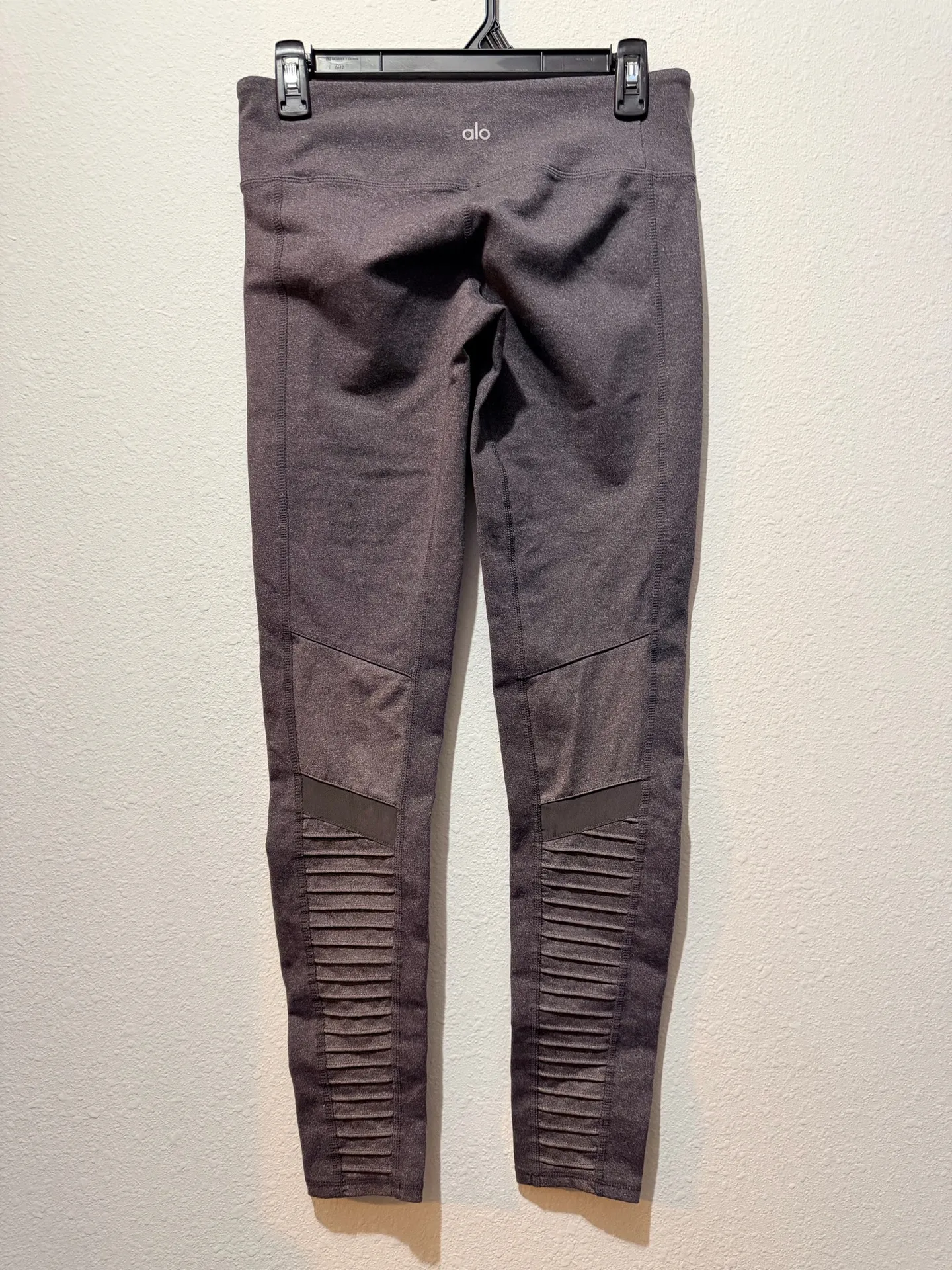 Alo Moto Leggings High Rise  - Image 2