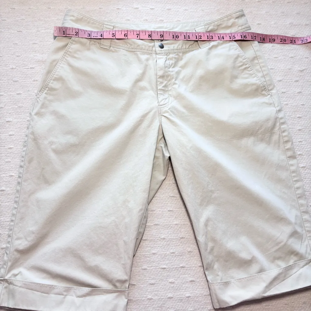 Patagonia 100%‎ organic Cotton women cream shorts size 10 - Image 3