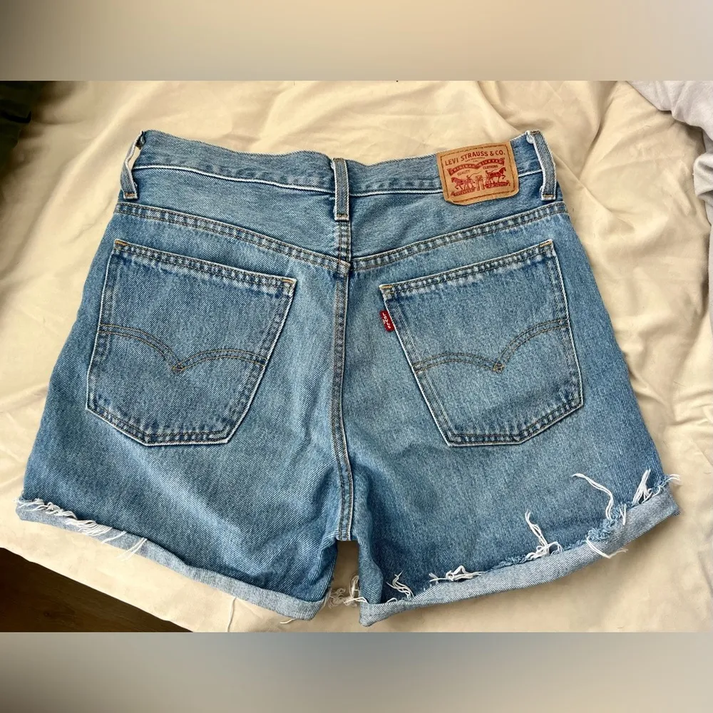 levi’s denim shorts - Image 3