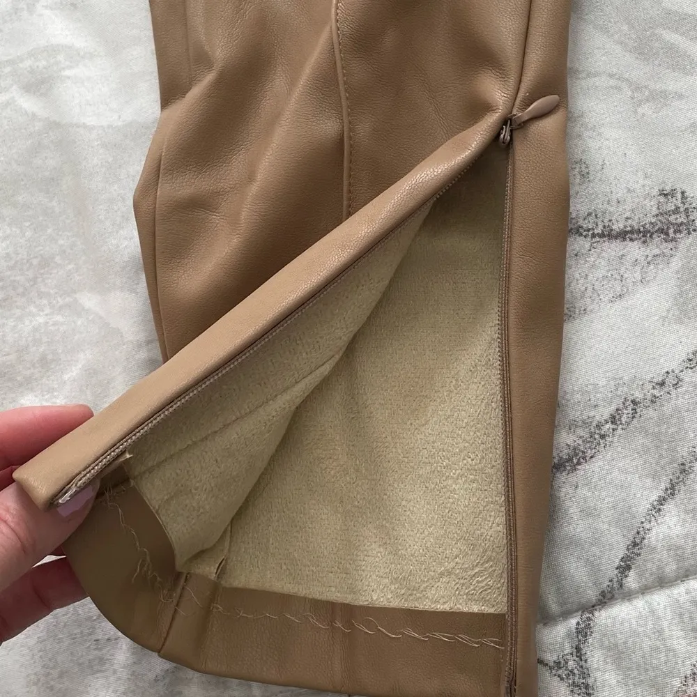 Zara tan vegan leather high rise ankle zip pants, size XS biker cottagecore - Image 10