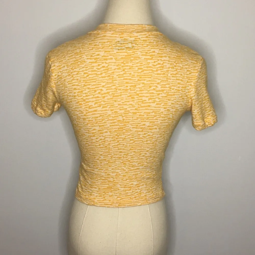 URBAN OUTFITTERS Yellow Marigold Knit Crop Top XS - Image 6