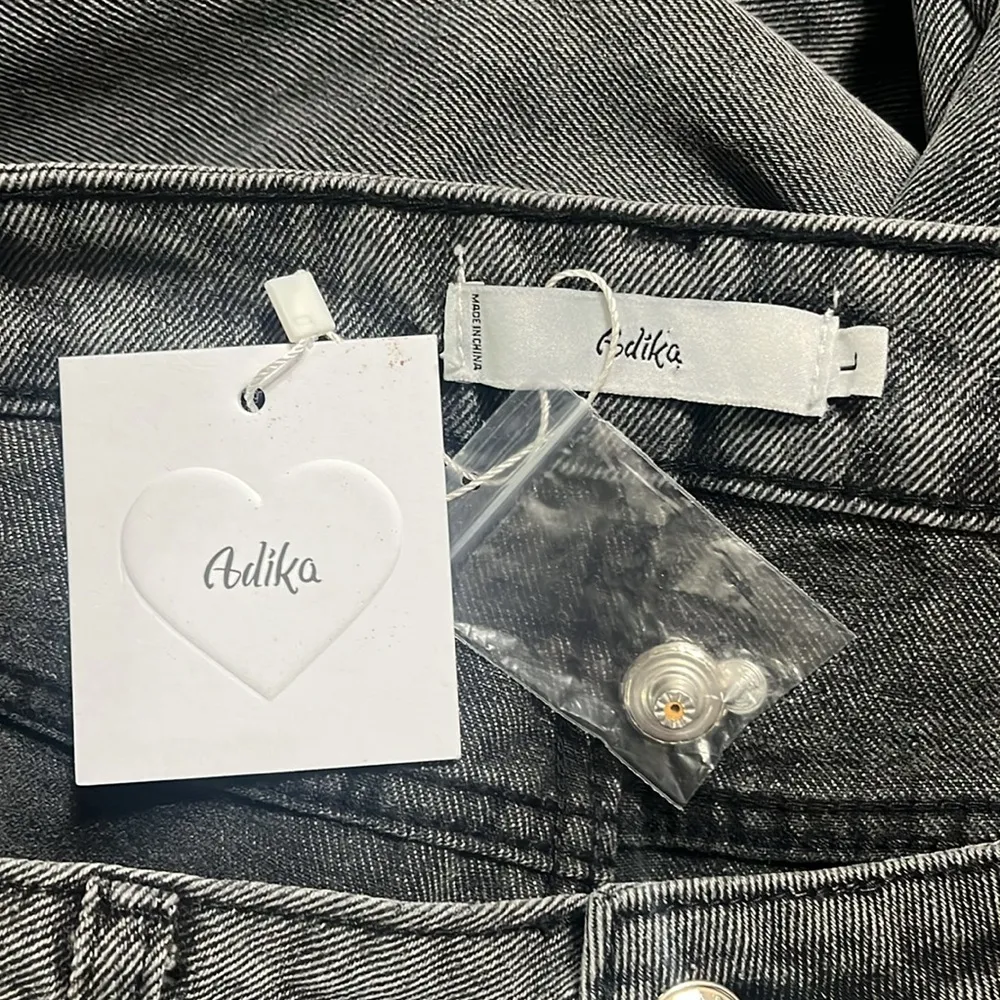 Adika Jeans Sz L Davis Denim Distressed High Rise Black Wash Pockets 100% Cotton - Image 7