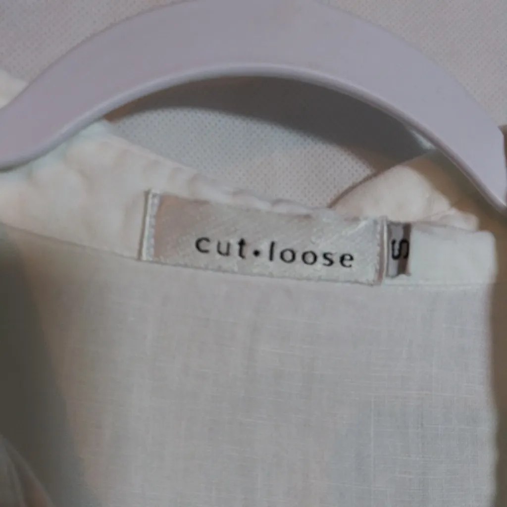 Cut Loose White Half Button - Image 4