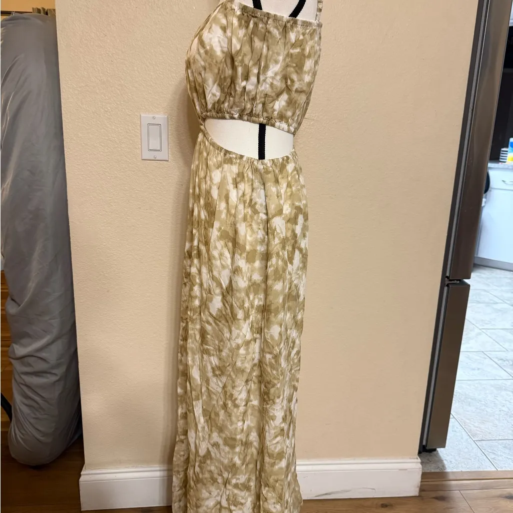 Faithfull the Brand Celina midi dress in the Roos Tie Dye Stone print - Image 6