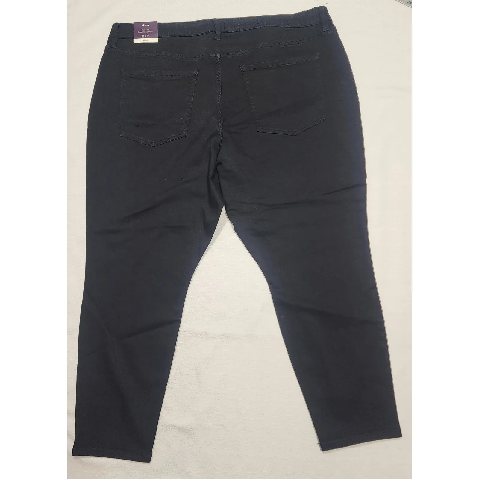 AVA & VIV Women's High rise skinny size 26 W46''x L41'' - Image 6