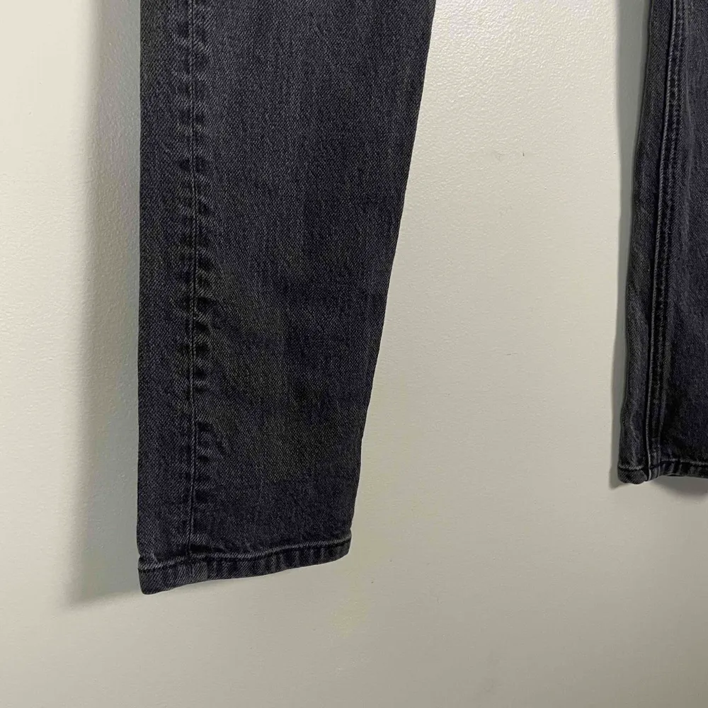 Reformation Women's Vintage Black Wash High Rise V Cut Waist Ankle Jeans Size 27 - Image 2