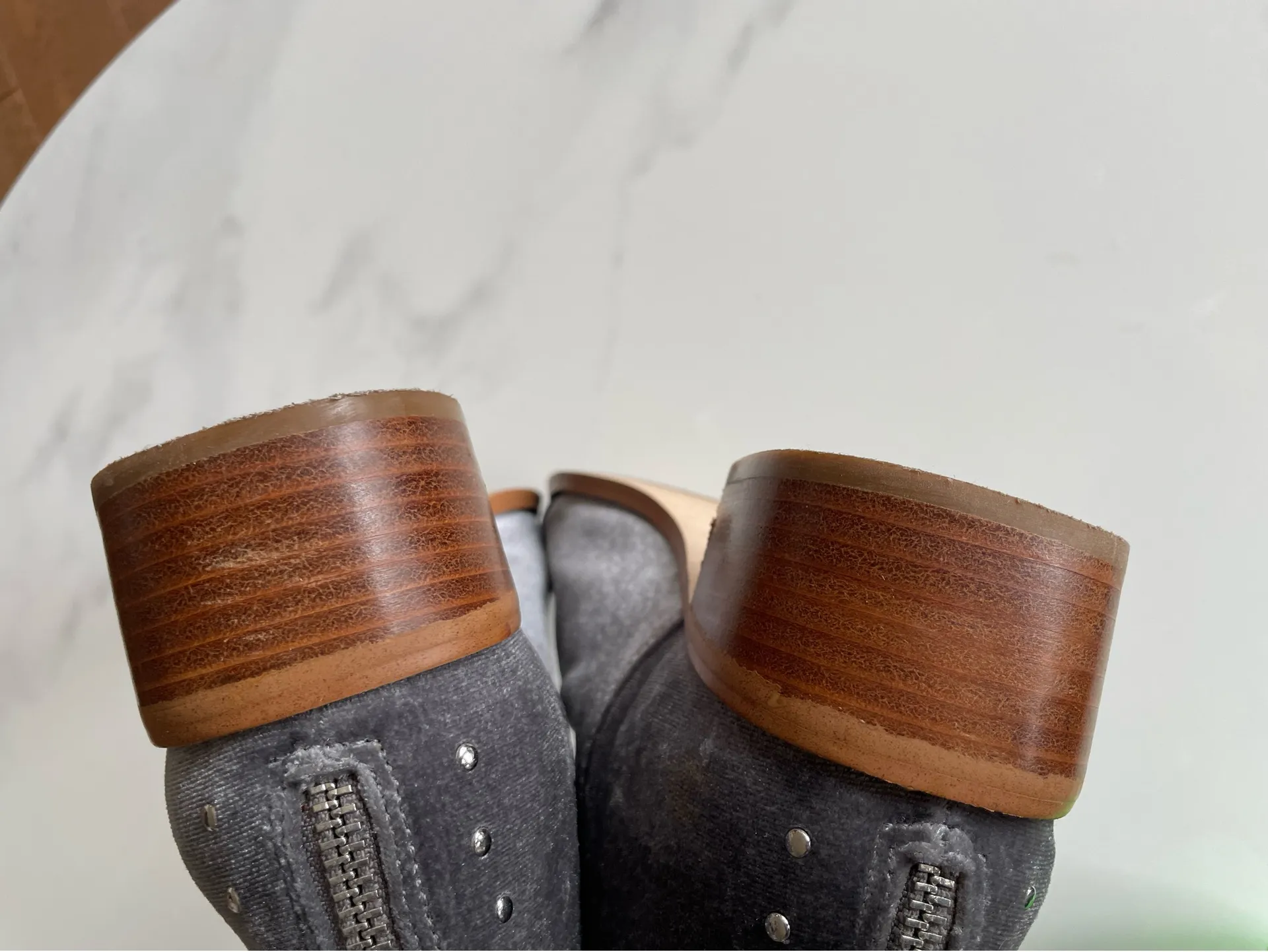 Anthropologie Velvet women’s  Ankle Boots  Size 7.5 Great Cond Blue Gray - Image 9