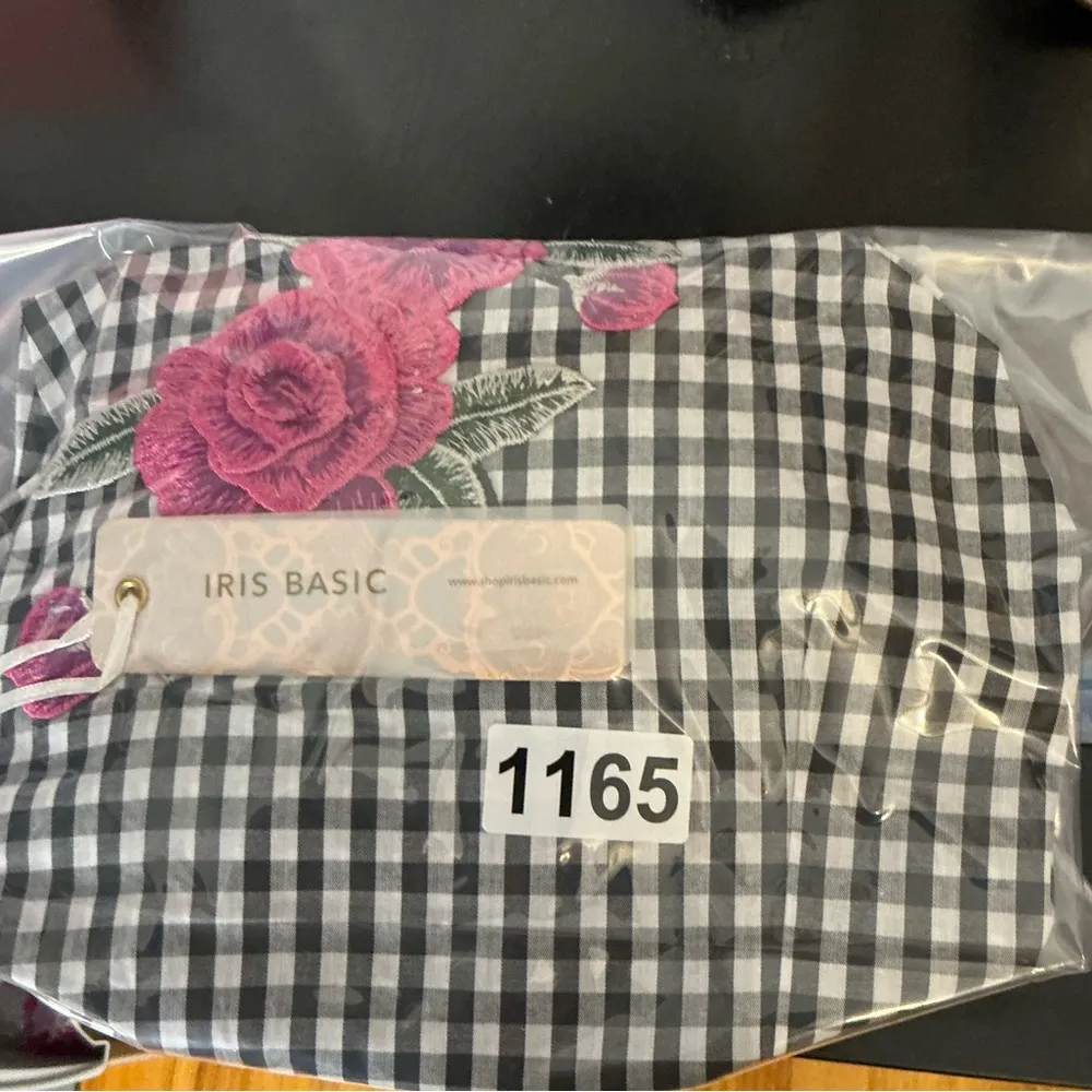 Iris  Black and White Gingham Blouse with Pink Floral Embroidery - Image 4