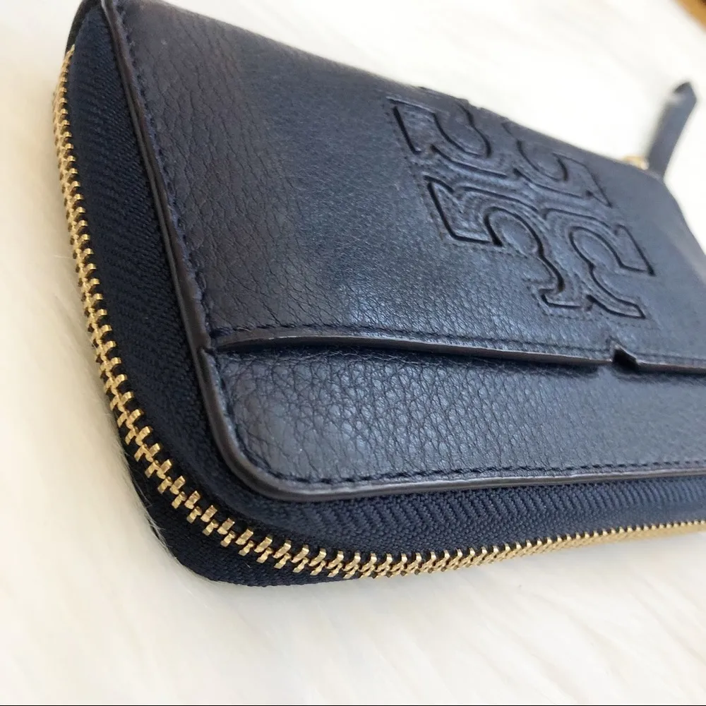 Tory Burch Bombe T Zip SmartPhone Wristlet Navy - Image 2
