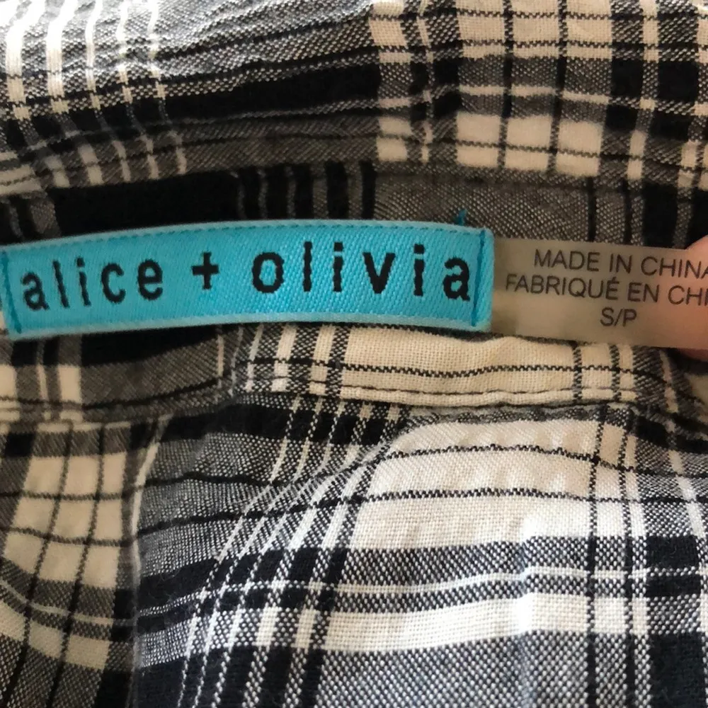 Alice + Olivia black and white plaid button down - Image 4