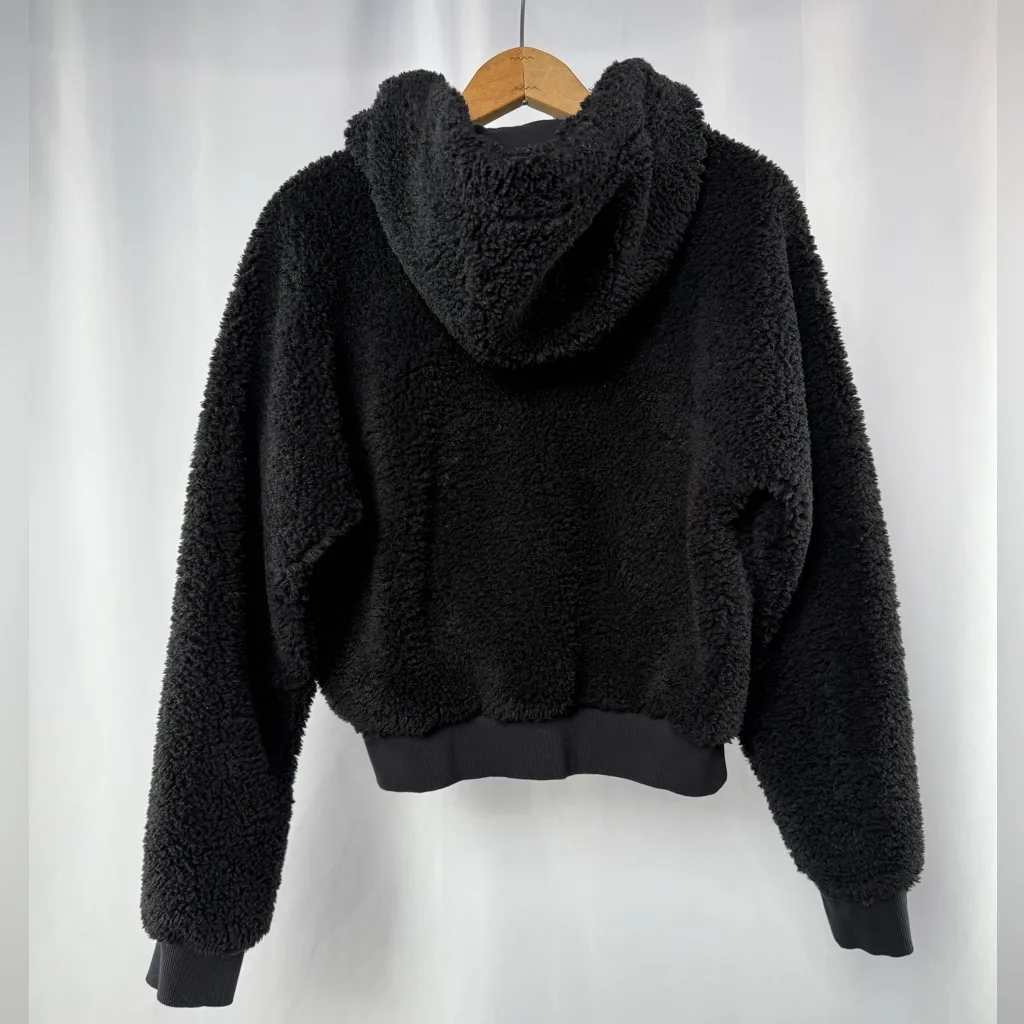 Lululemon Oh‎ So Sherpa Half Zip Pullover in Black Size 6 - Image 11