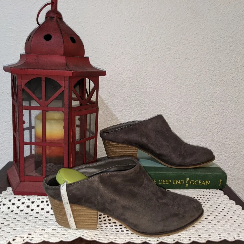 Chinese Ladundry | booties | Size 7.5 - Image 4