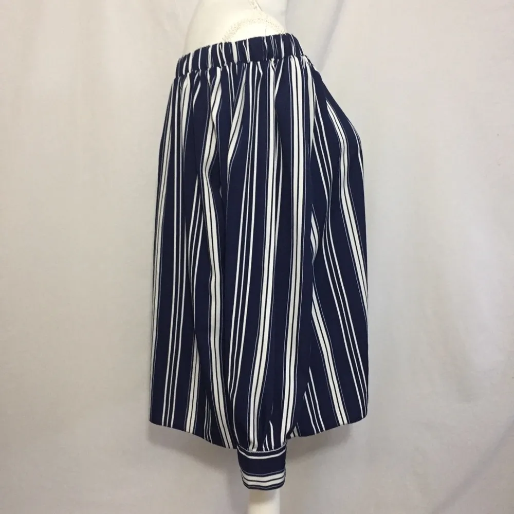 Fun & Flirt  Blouse Junior’s Sz M Gently Used - Image 2