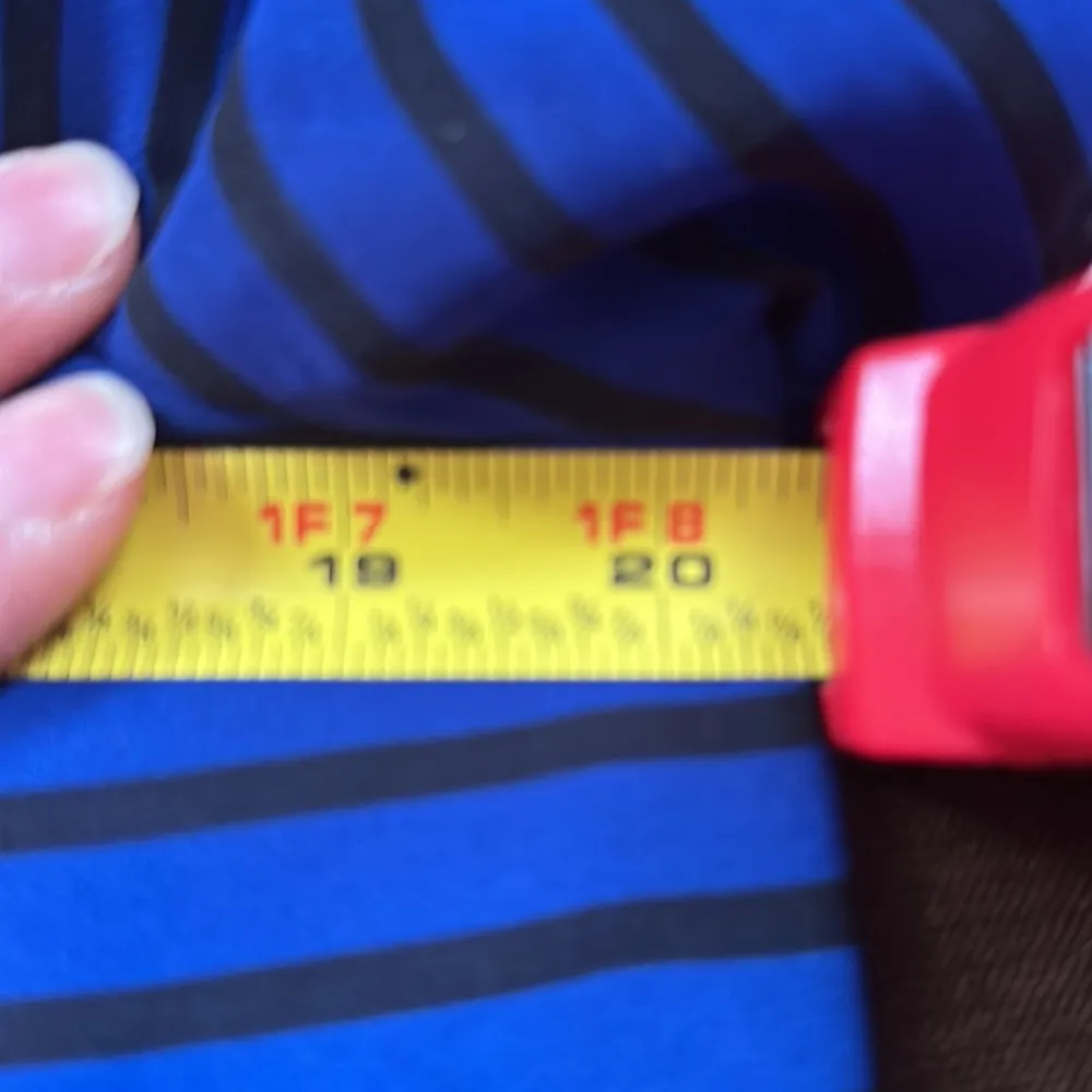 Vince Camuto striped Black & Blue long sleeve blouse, dress shirt with tie. SZ M - Image 8