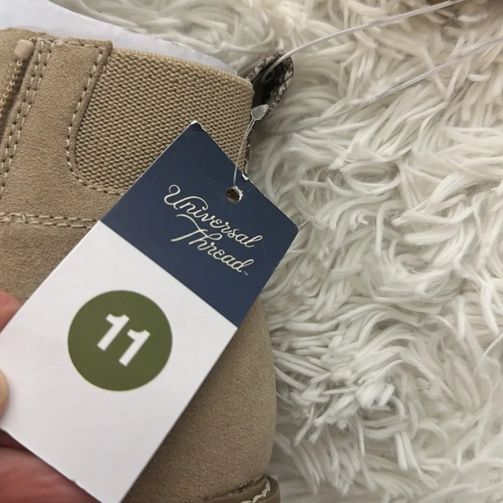 Universal Threads NWT Women's Taci Ankle Boots - Universal Thread Light Taupe Size 11 - Image 5