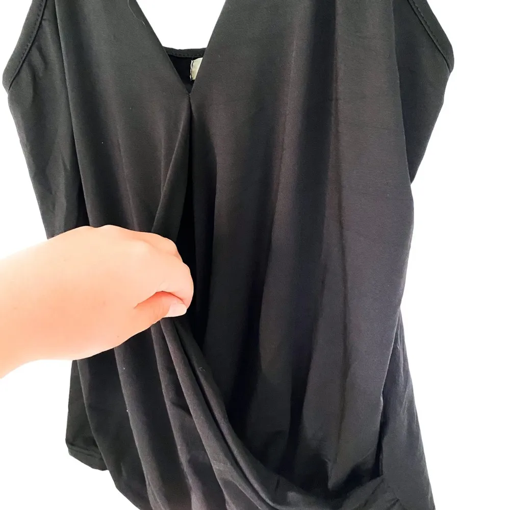 Cheng Xin Black Sleeveless Cross Over Tank Top Size Small - Image 5